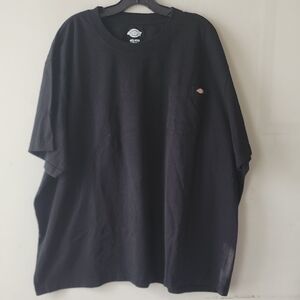 Dickies Black Short Sleeve Men's Tee. New Without Tag
